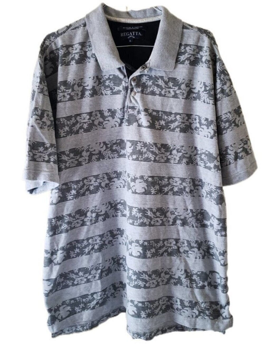 Regatta Men's Gray Hawaiian Pattern Short Sleeve Polo